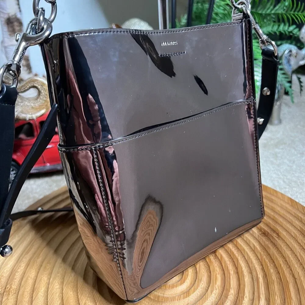 Metallic Bucket Bag with Rope Handle - Picture 8 of 16